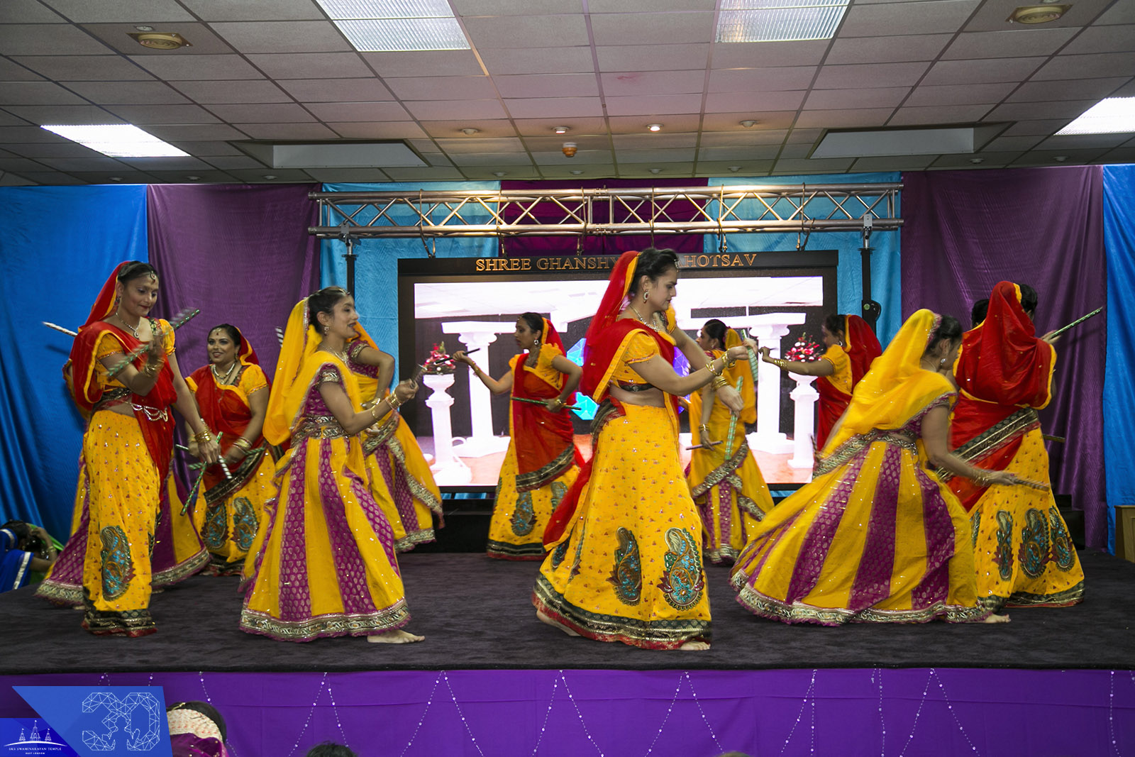 123 copy - ©1987-2017 SKS Swaminarayan Temple East London